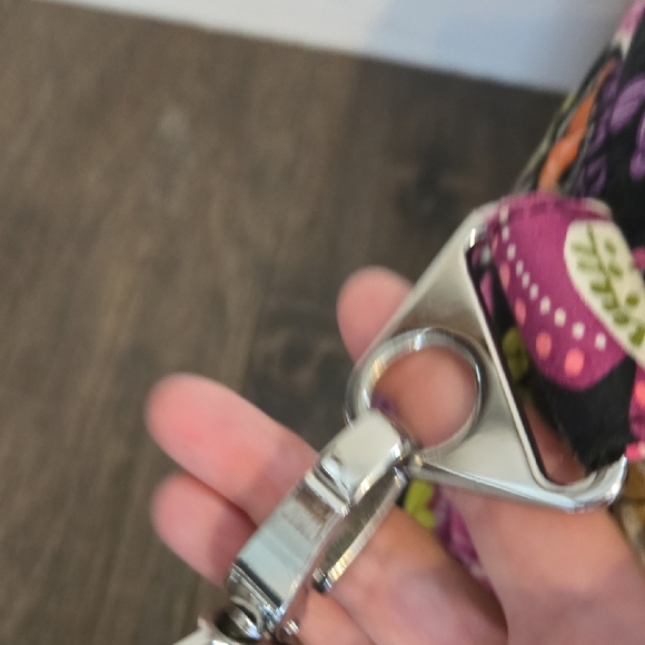 Vera Bradley Weekender Travel Bag, GUC, Travel Chic, Colorful Vibrant Bag - Picture 5 of 14